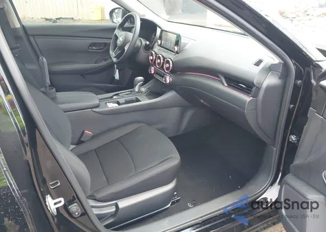 2025 Nissan Sentra S z USA, uszkodzony, nr VIN 3N1AB8BV0SY240490